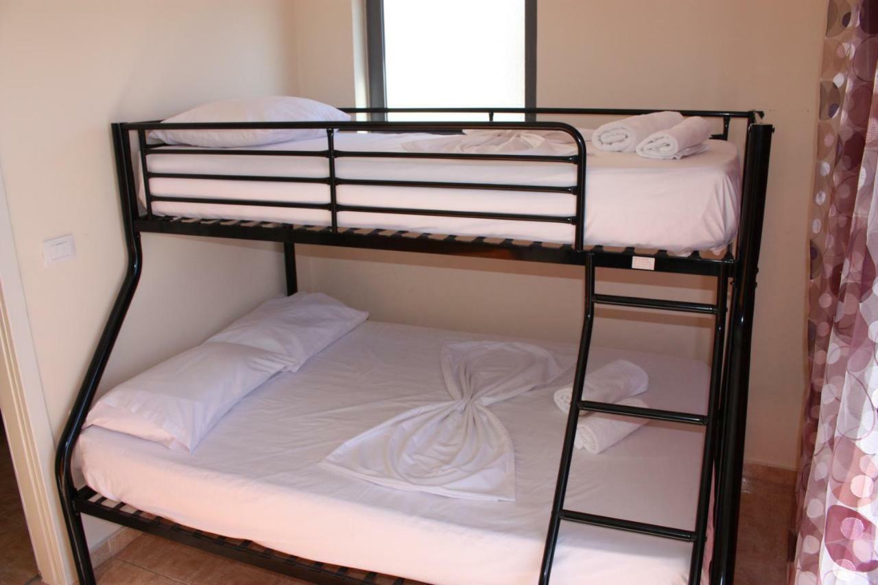 Hotel Alexander Saranda Kültér fotó
