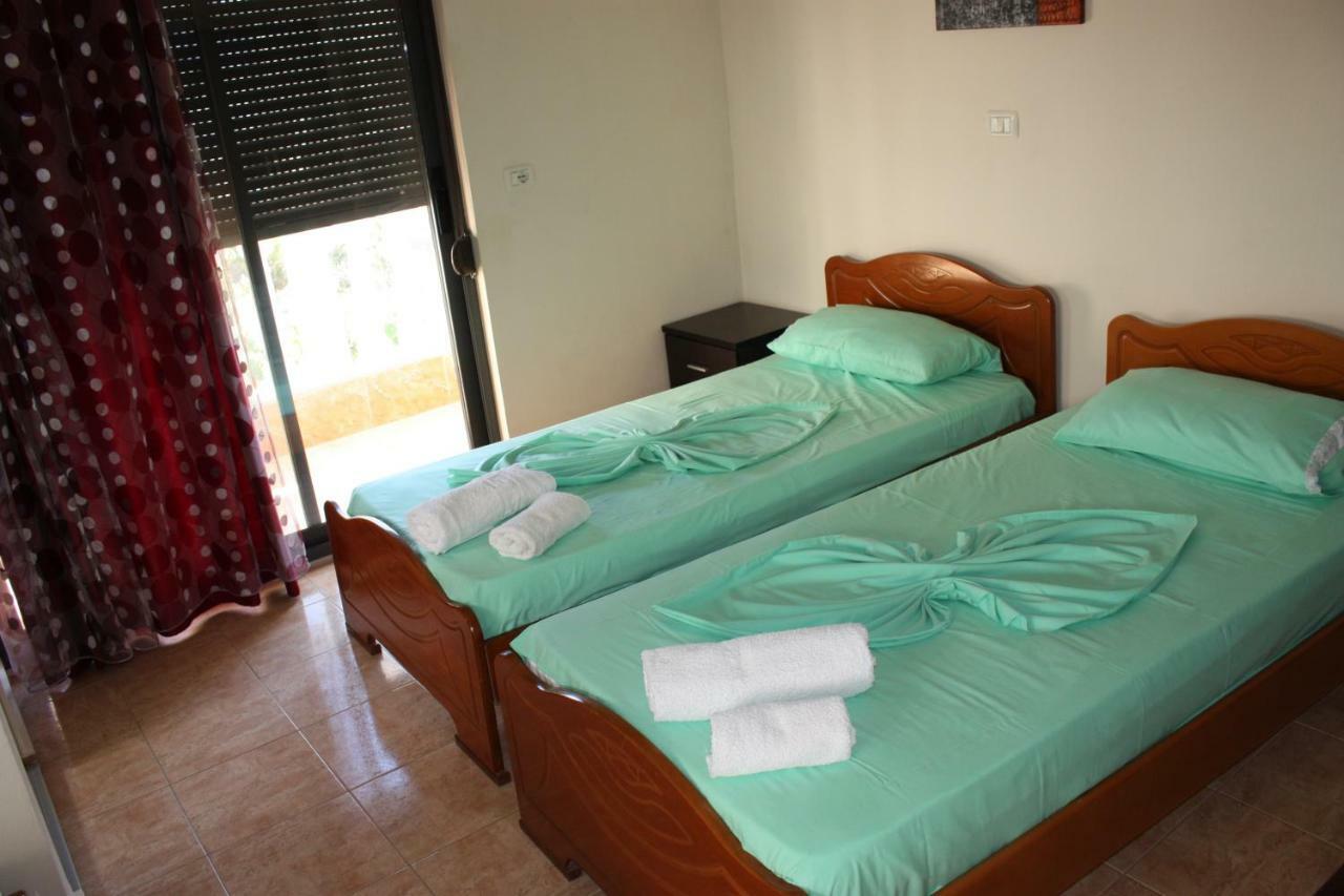 Hotel Alexander Saranda Kültér fotó