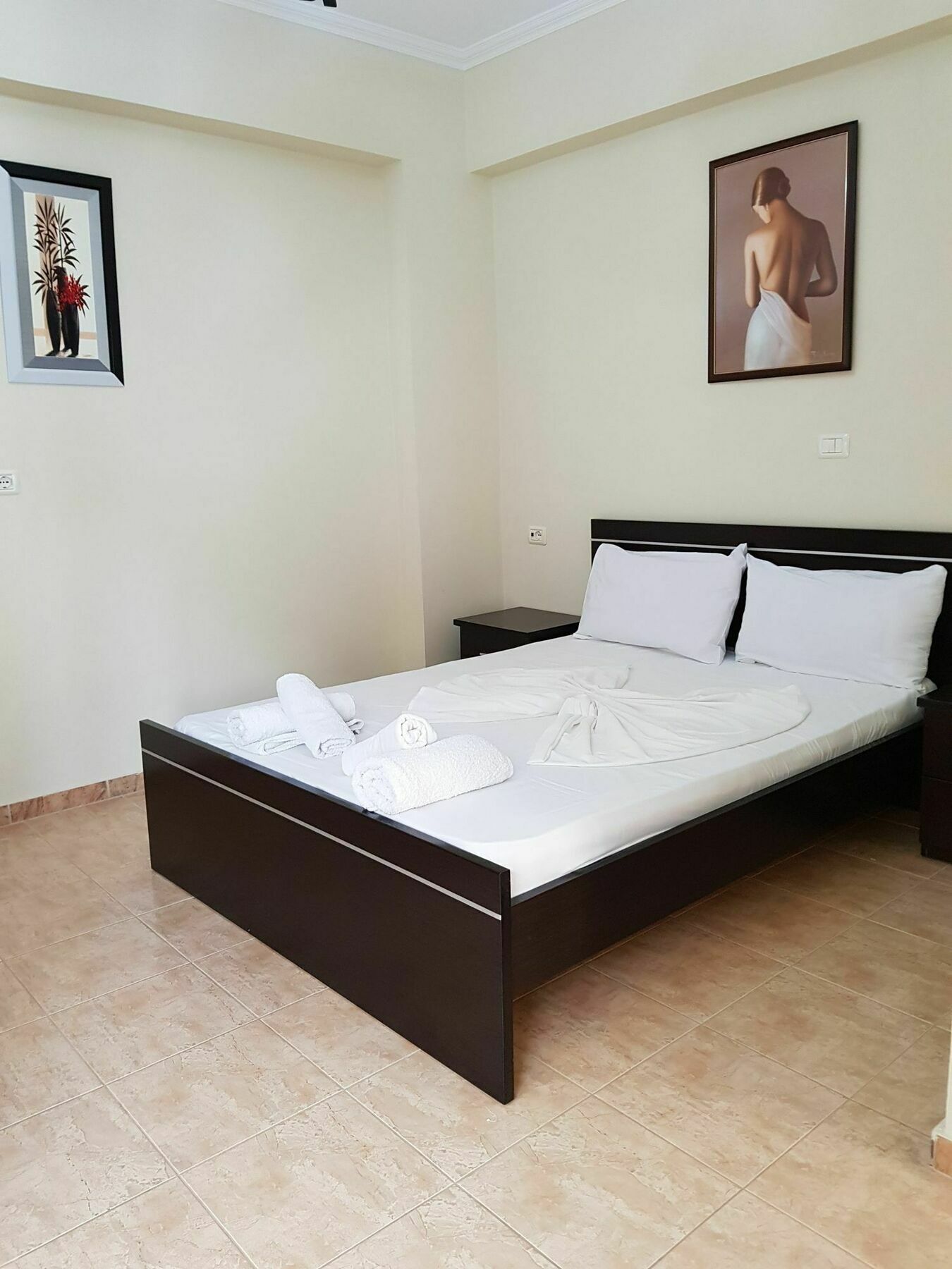 Hotel Alexander Saranda Kültér fotó